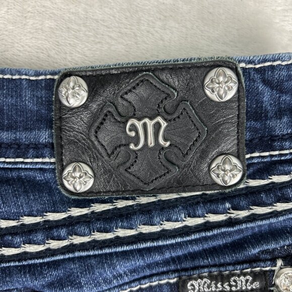 Miss Me Jeans Womens 27 Signature Cuffed Capri Embroidered Thick Stitch Bling - Picture 12 of 14